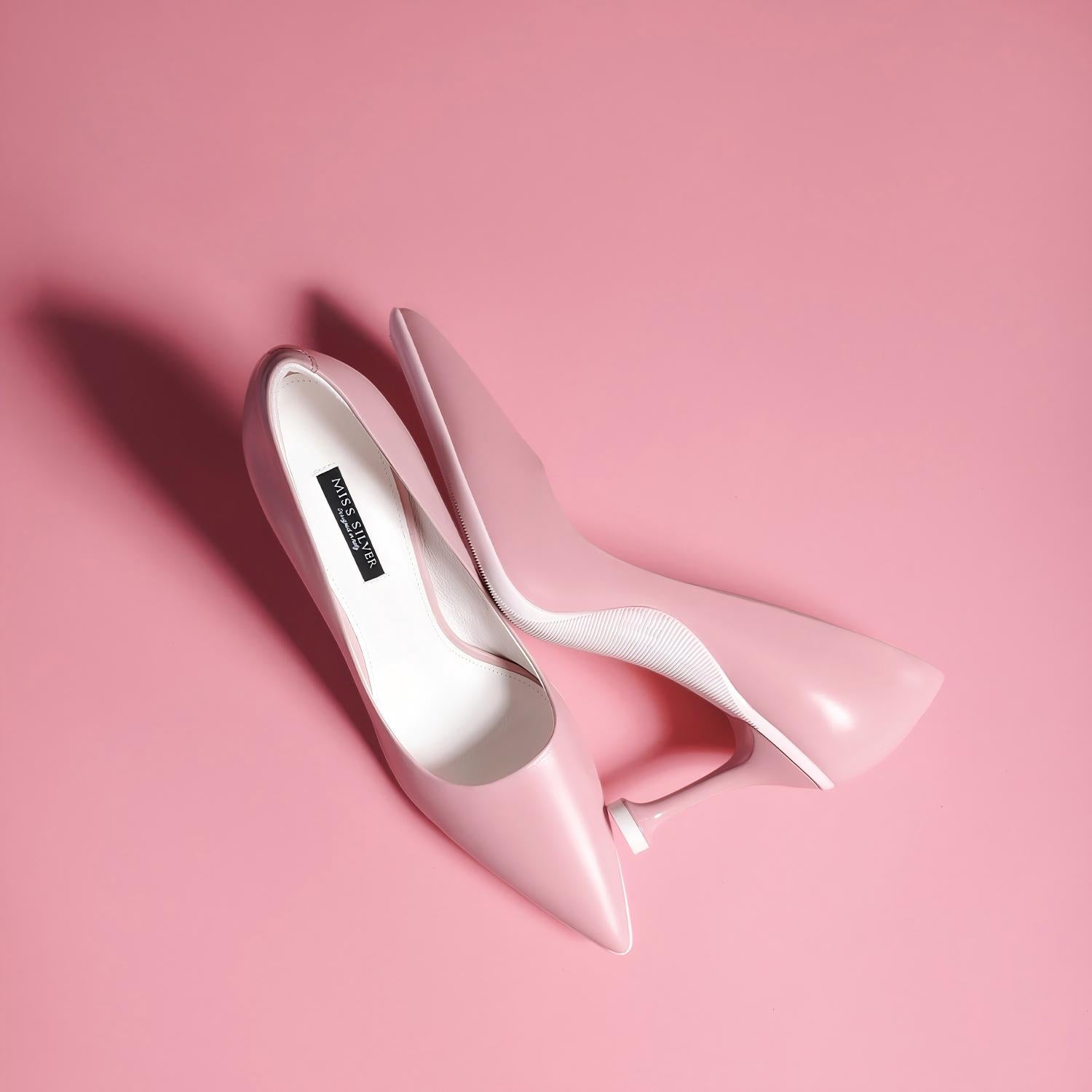 Light Pink Leather Pointed Toe Pumps with Fluted